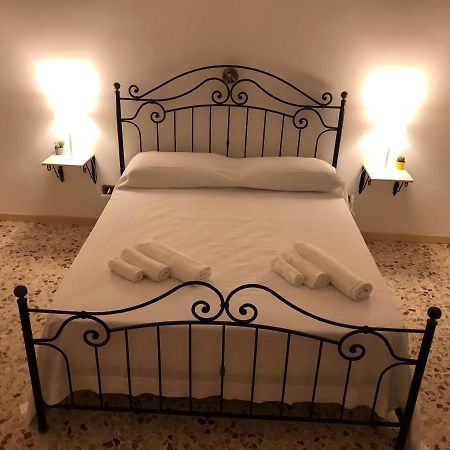 Ferienwohnung La Casa Di Vincenzo Syrakus Exterior foto